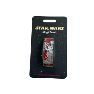 2017 Disney Parks Star Wars Executioner Stormtrooper Magic Band 2